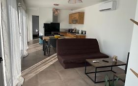 Maison Fleurs De Lys, Climatisee, Wifi Et Parking Privee Gratuit, Lave-Linge, Vernon Giverny